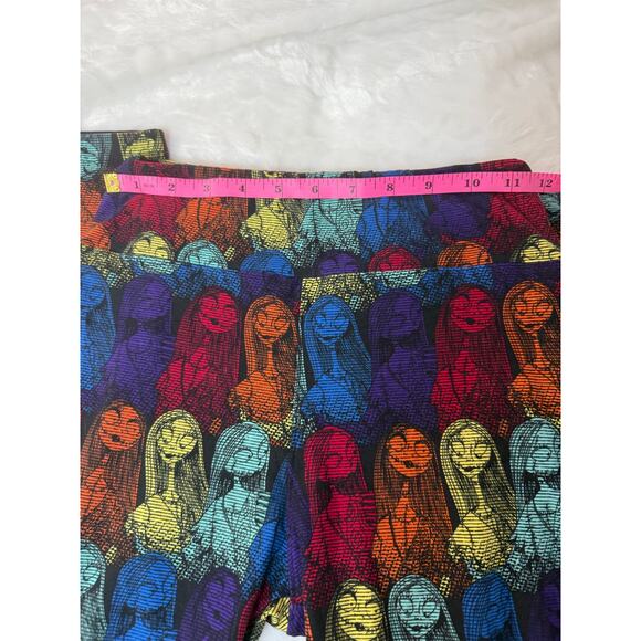Lot of 2 Disney x LuLaRoe Nightmare Before Christmas Jack / Sally Leggings OSFM* - Picture 11 of 16
